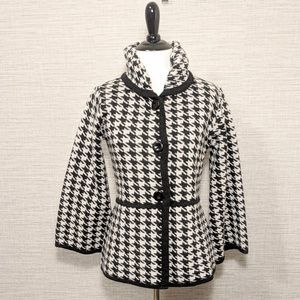 A. IDA Houndstooth Sweater Blazer